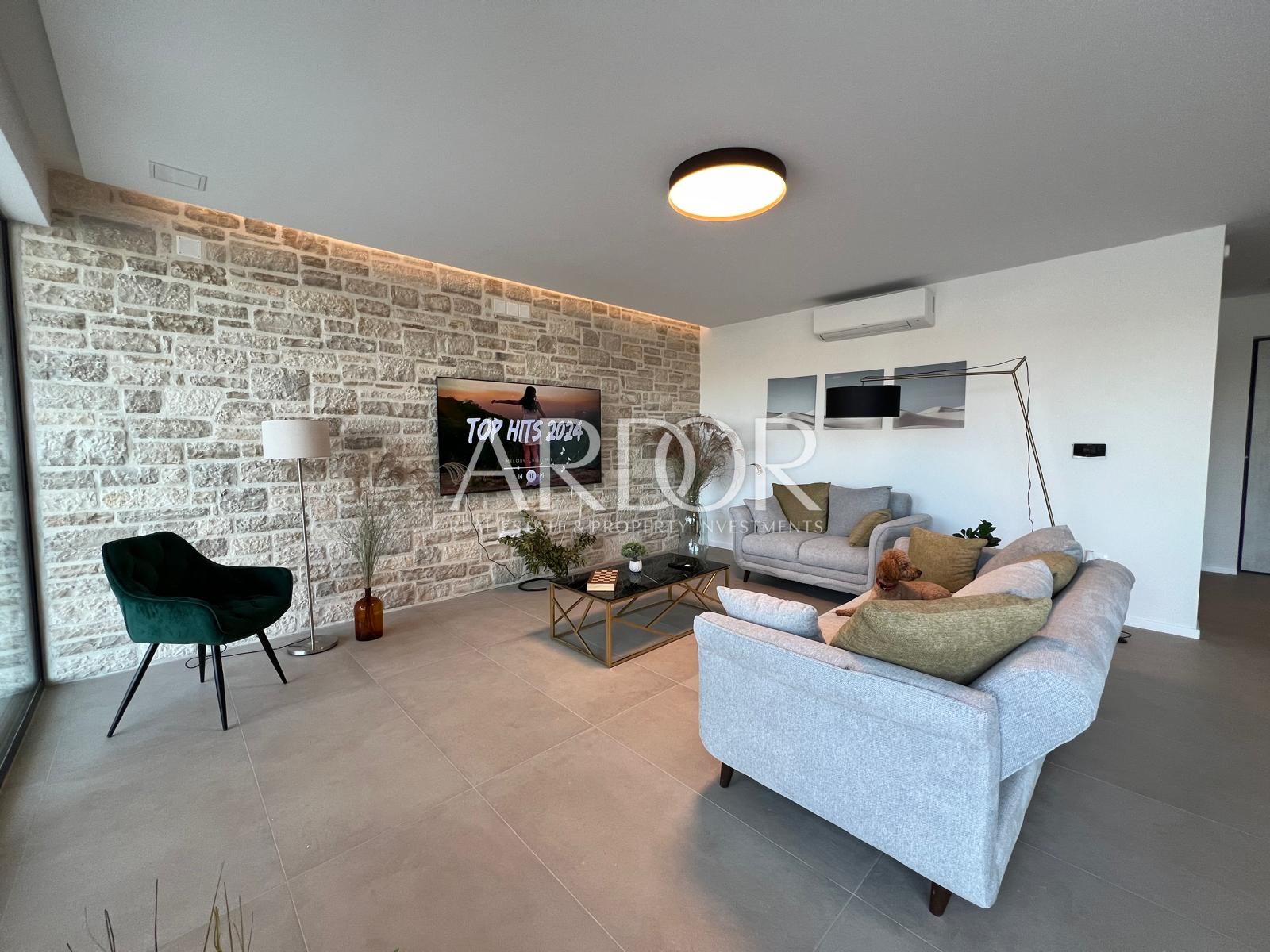 Haus Zu verkaufen -  Rovinjsko Selo