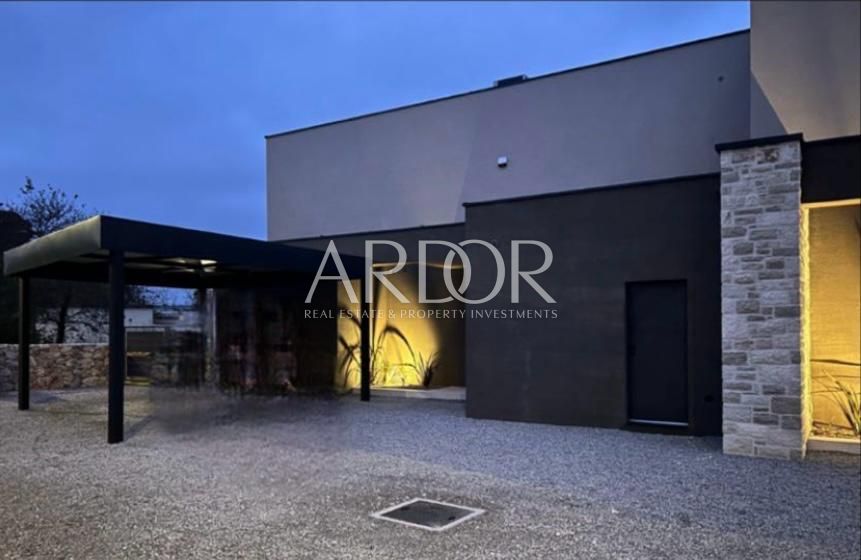 Haus Zu verkaufen -  Rovinjsko Selo