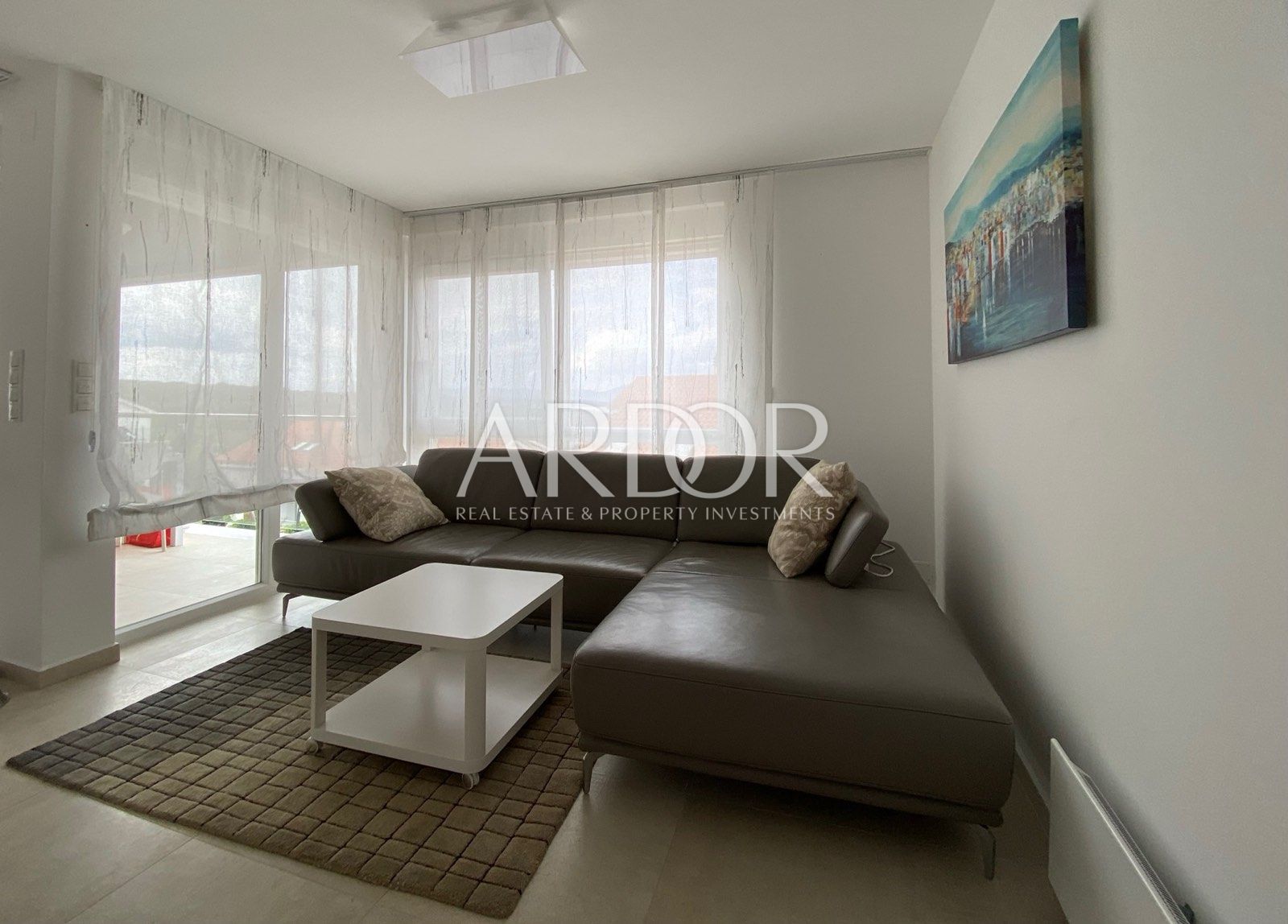 Flat For sale -  Njivice