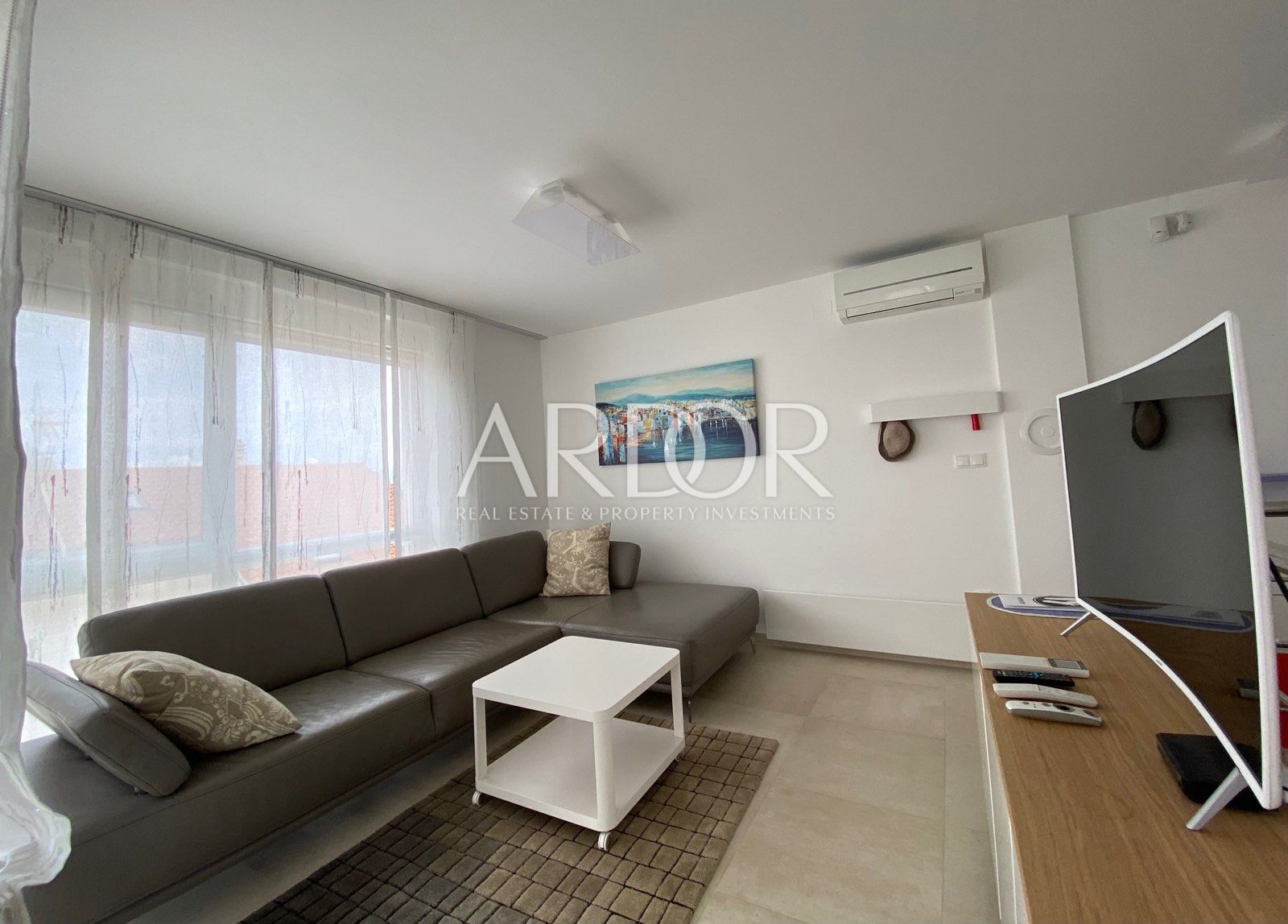 Flat For sale -  Njivice
