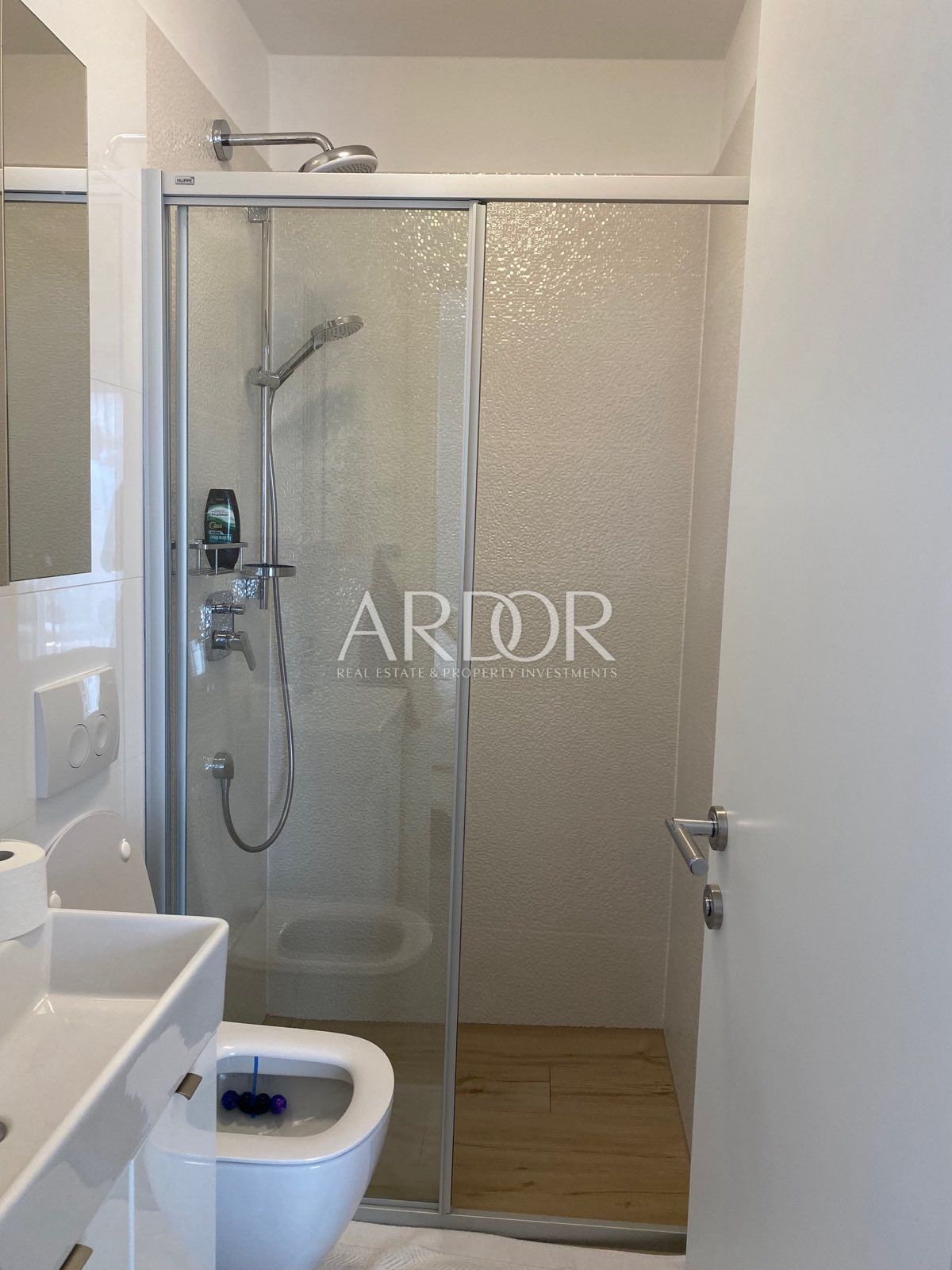 Flat For sale -  Njivice