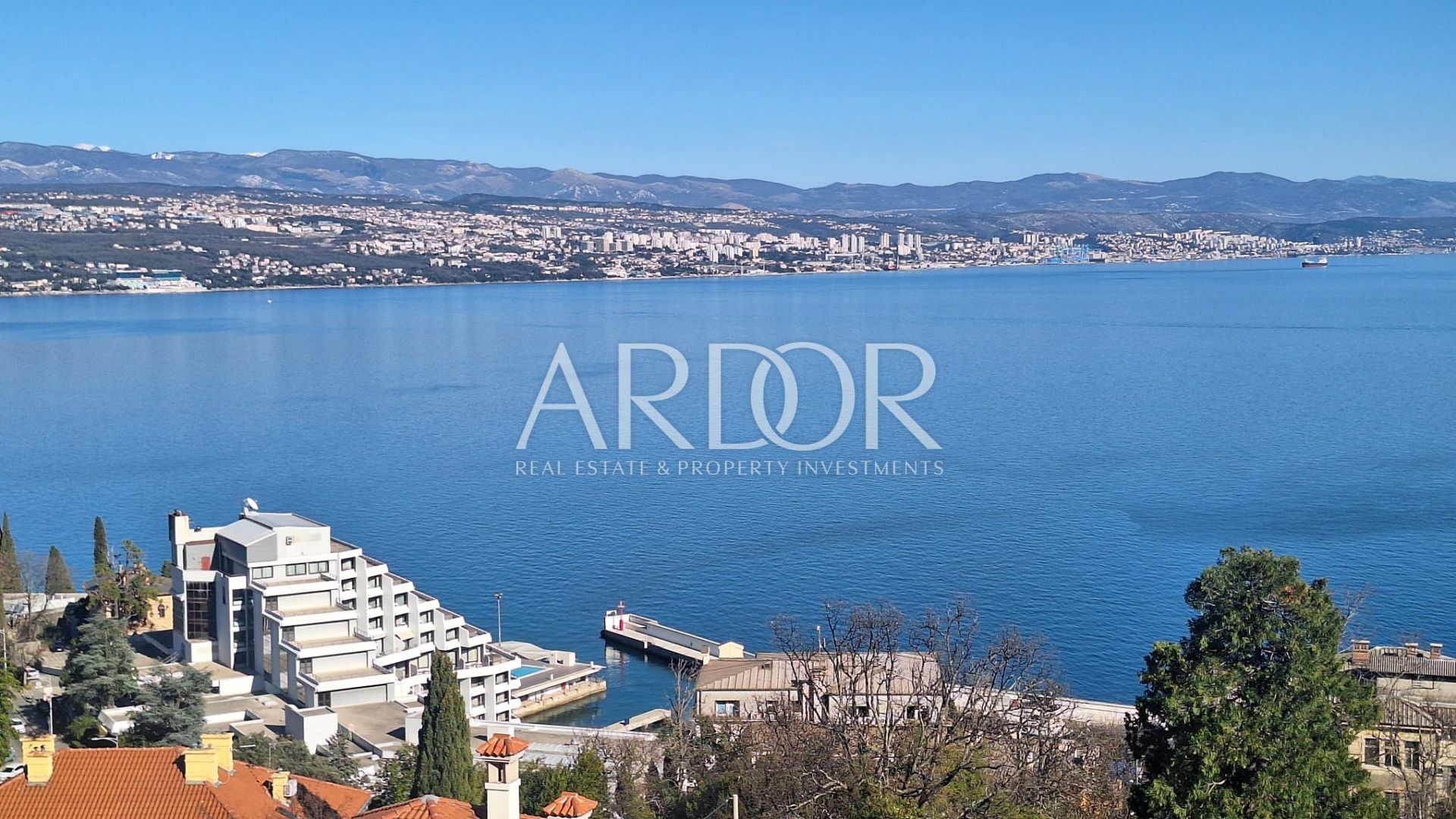 House For sale - Primorsko-goranska Opatija - Centar - foto 1/26