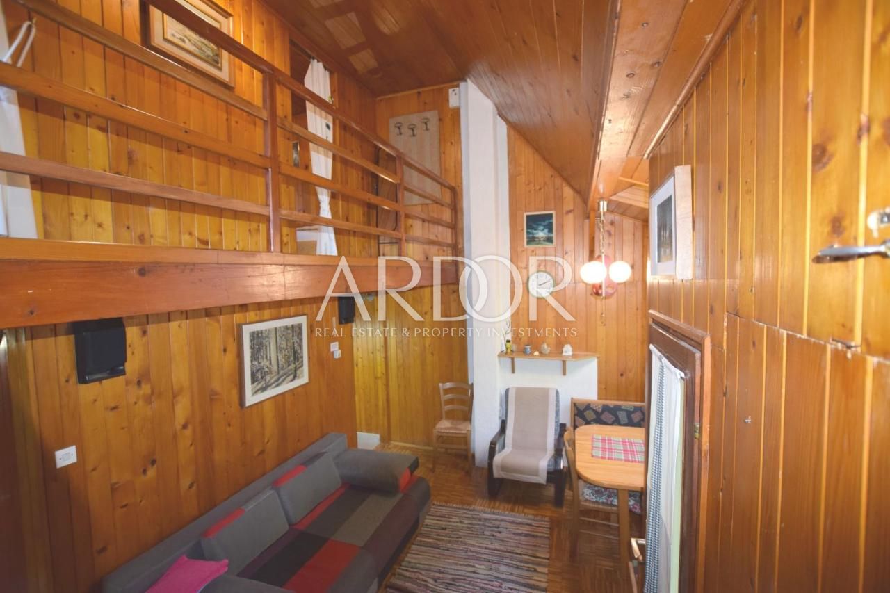 Casa In vendita -  Hajdine