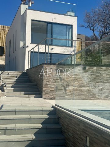 Casa in vendita 202 m² – Kostrena