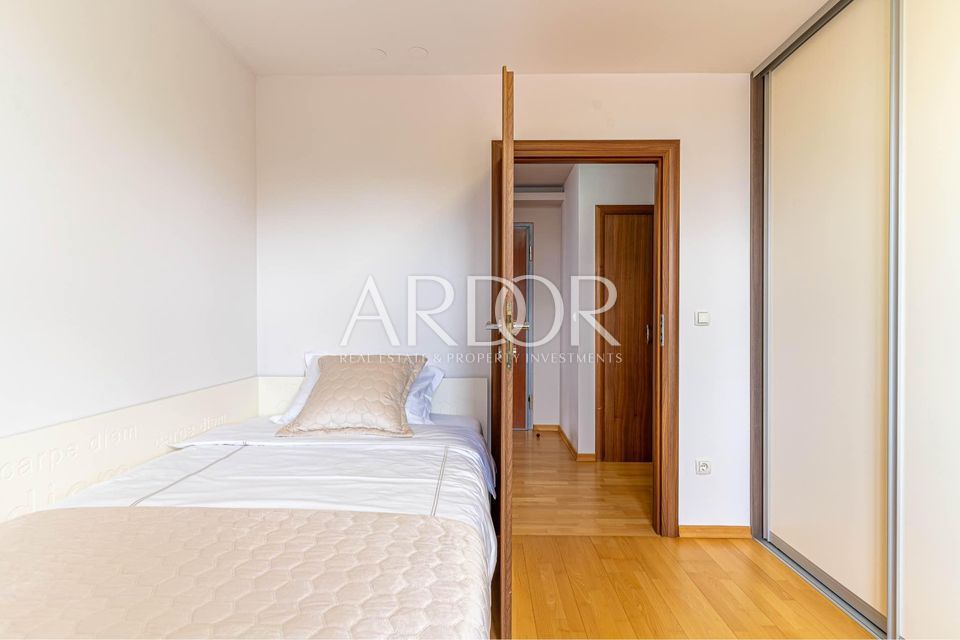 Flat For sale -  Zamet