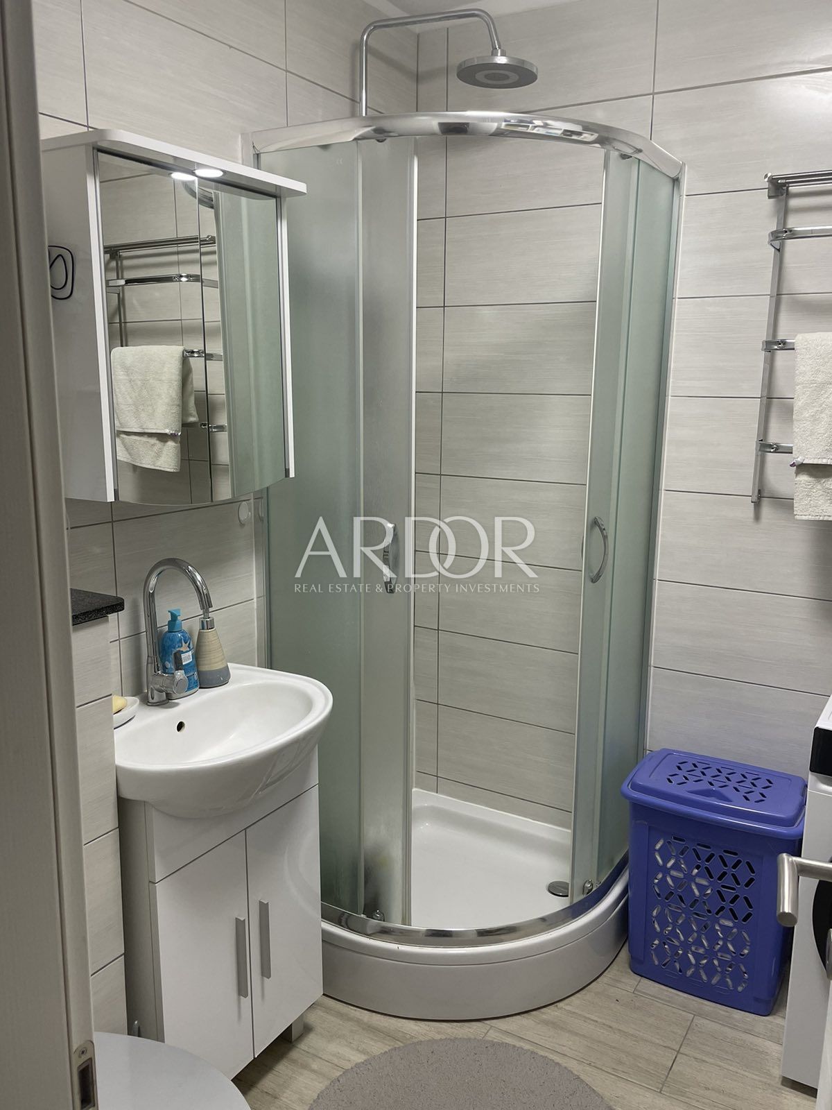 Flat For sale -  Turnić