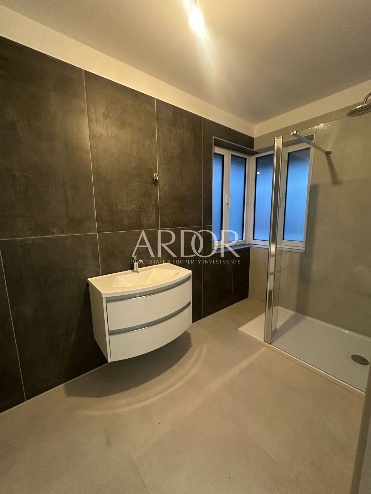 Apartma Na predaj -  Kostrena