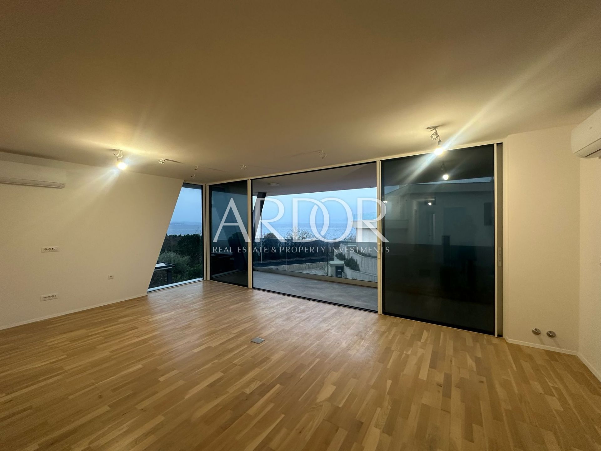 Apartma Na predaj -  Kostrena