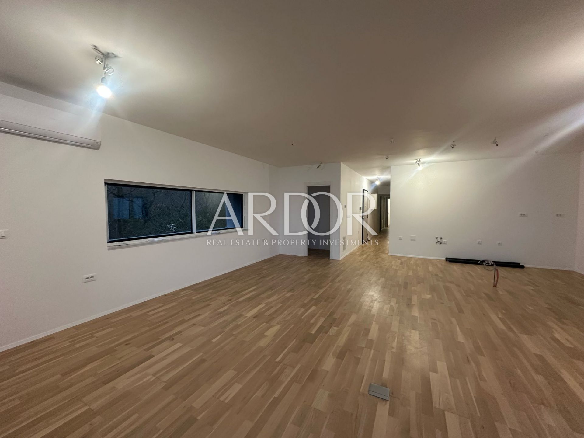 Apartma Na predaj -  Kostrena