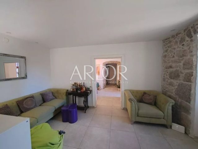 Stan na prodaju 87 m² – Opatija