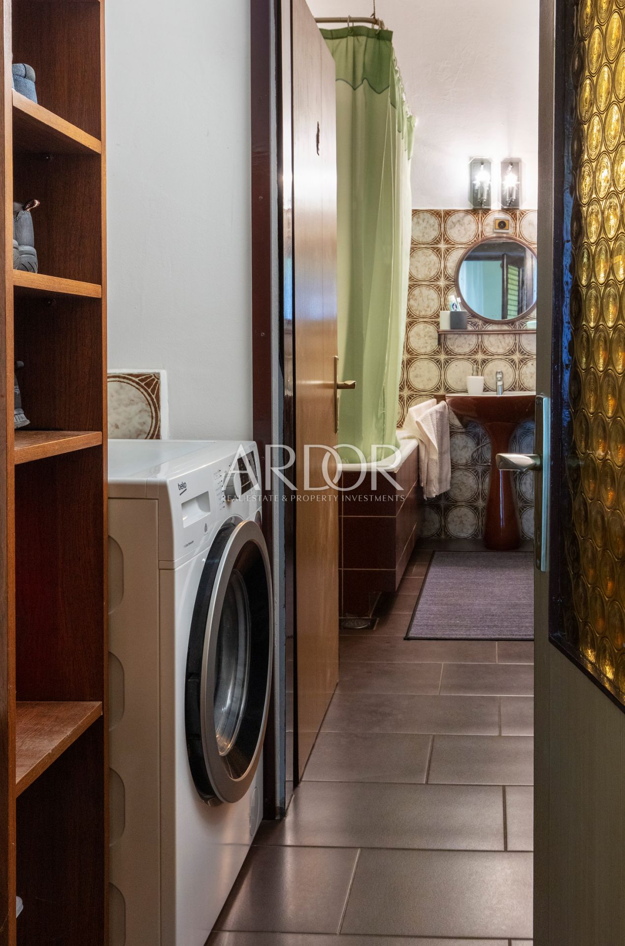 Flat For sale -  Podmurvice
