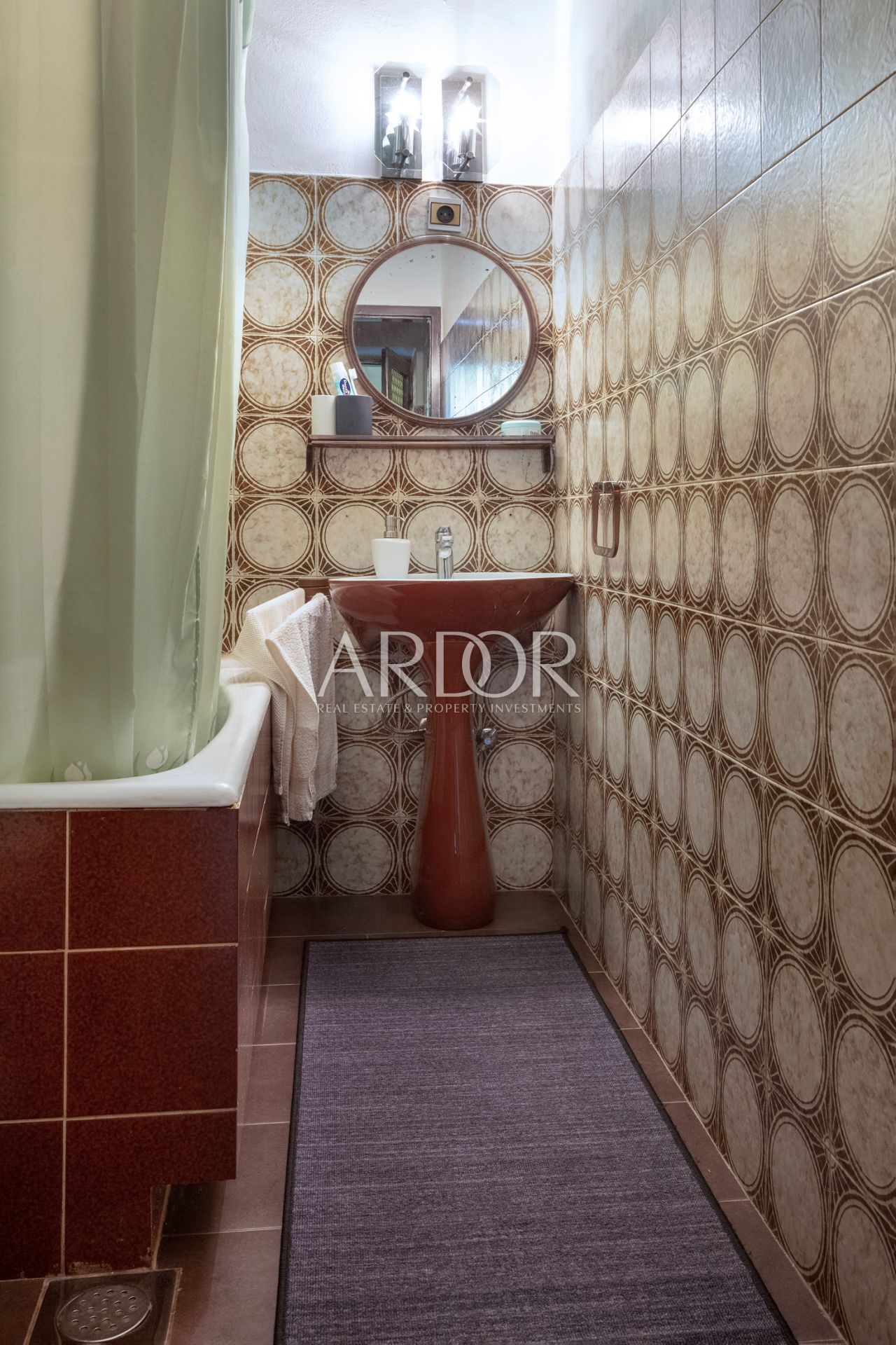 Flat For sale -  Podmurvice