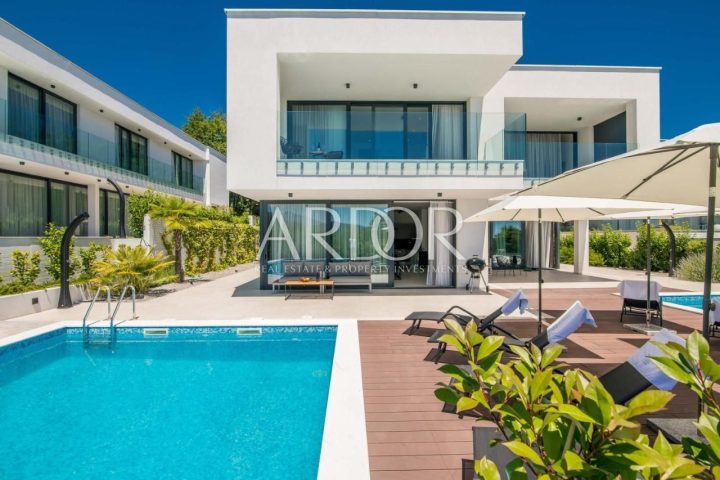 House for sale 298 m² – Opatija - Okolica