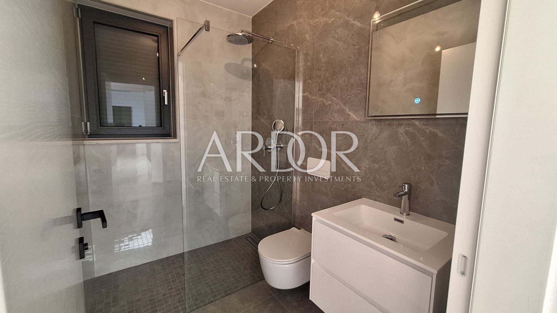 Appartement À vendre - Primorsko-goranska Pobri