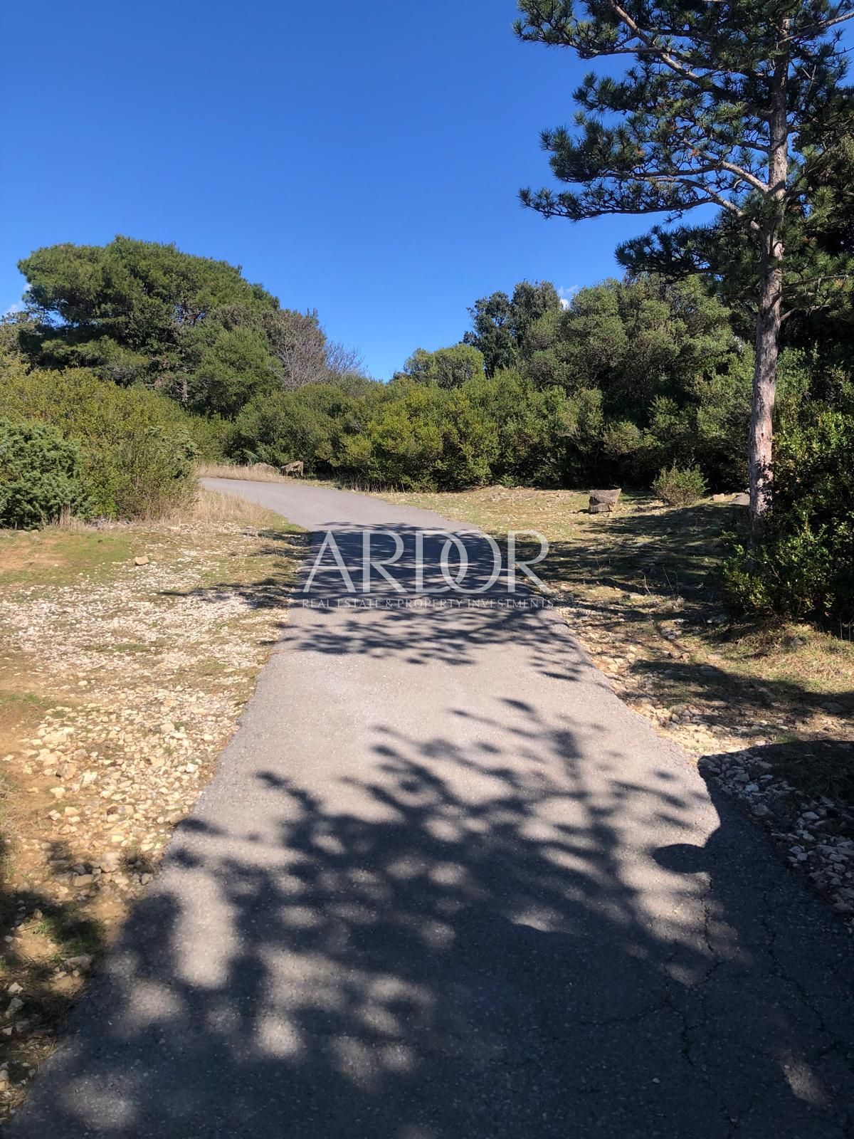 Zemljište Na prodaju -  Lopar