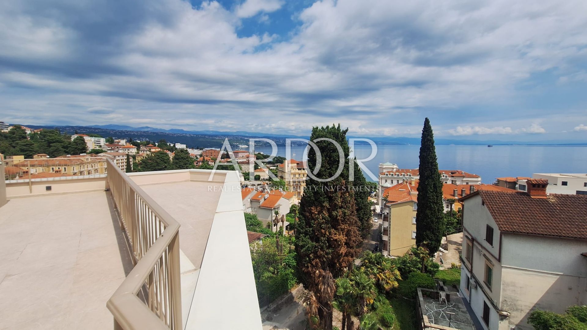 Stan Na prodaju - Opatija - Centar - foto 1/21