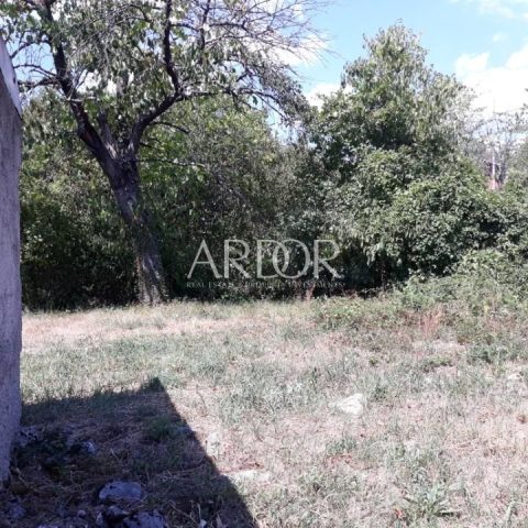 Terrain à vendre 1643 m² – Viškovo