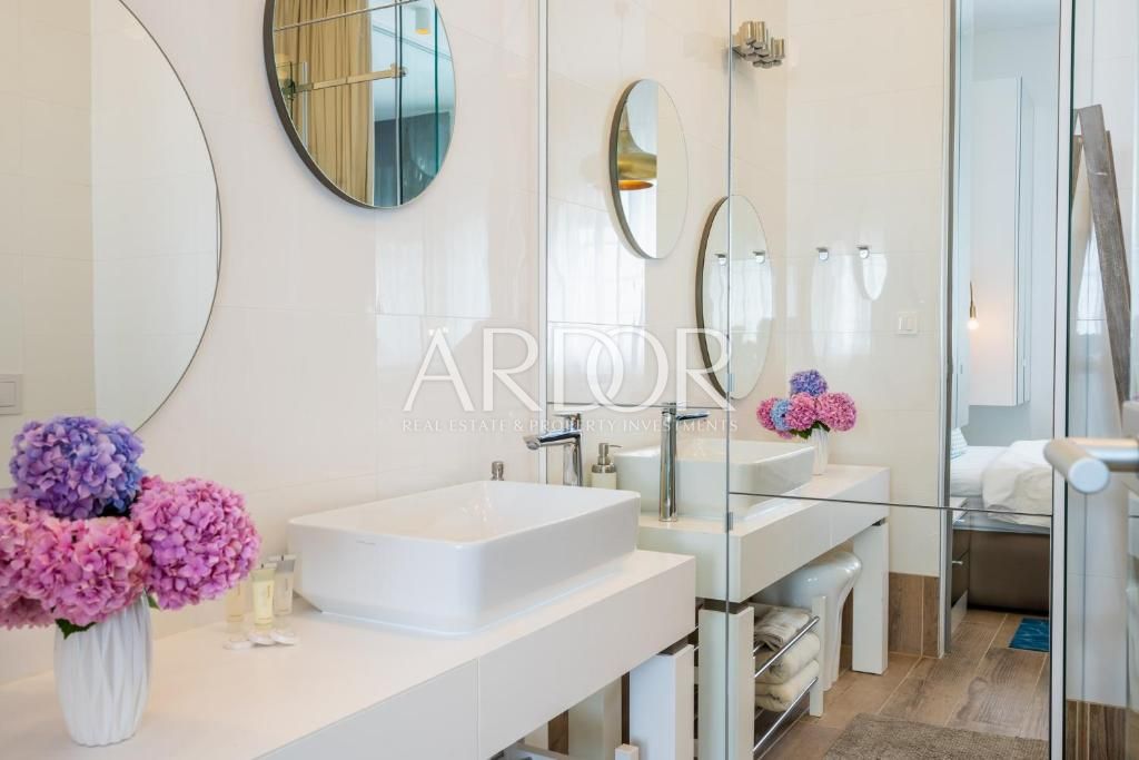 Flat For sale -  Opatija - Centar