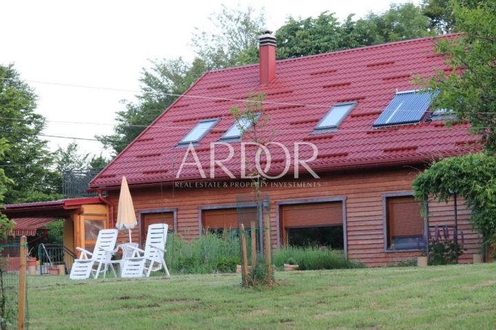 Hiša na predaj 330 m² – Brod Moravice