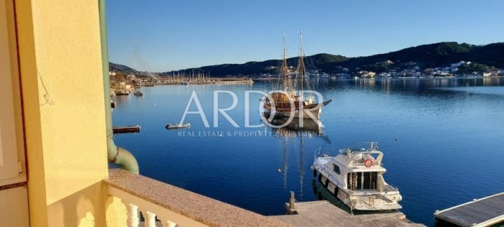 Apartma na predaj 180 m² – Rab