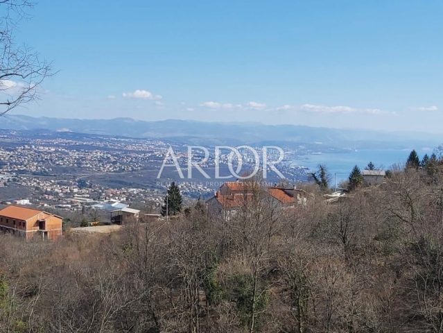 Terreno in vendita 1400 m² – Matulji