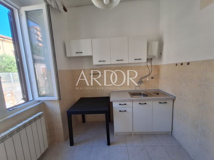 Flat For sale -  Podmurvice