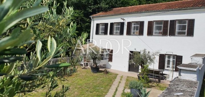Casa In vendita - Primorsko-goranska Grižane-belgrad - foto 2/23
