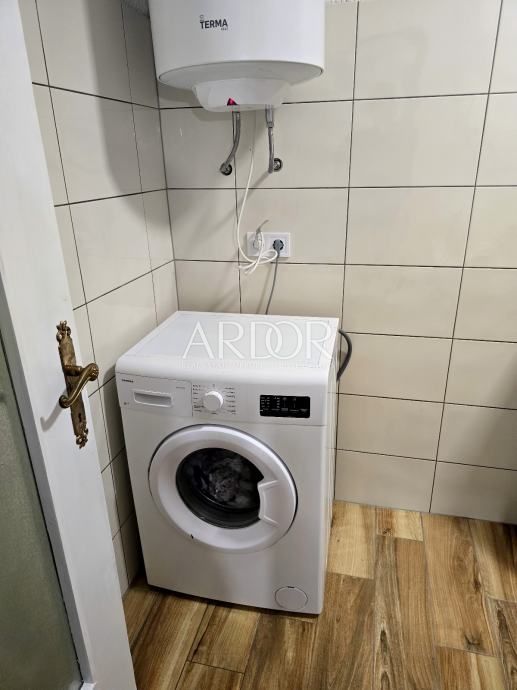 Hiša Na predaj -  Grižane-Belgrad
