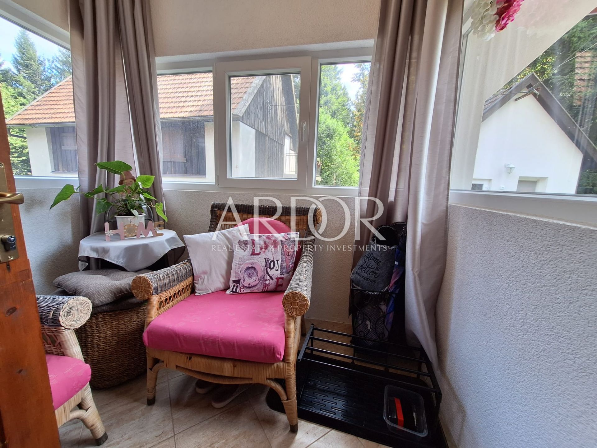 House For sale -  Lučice