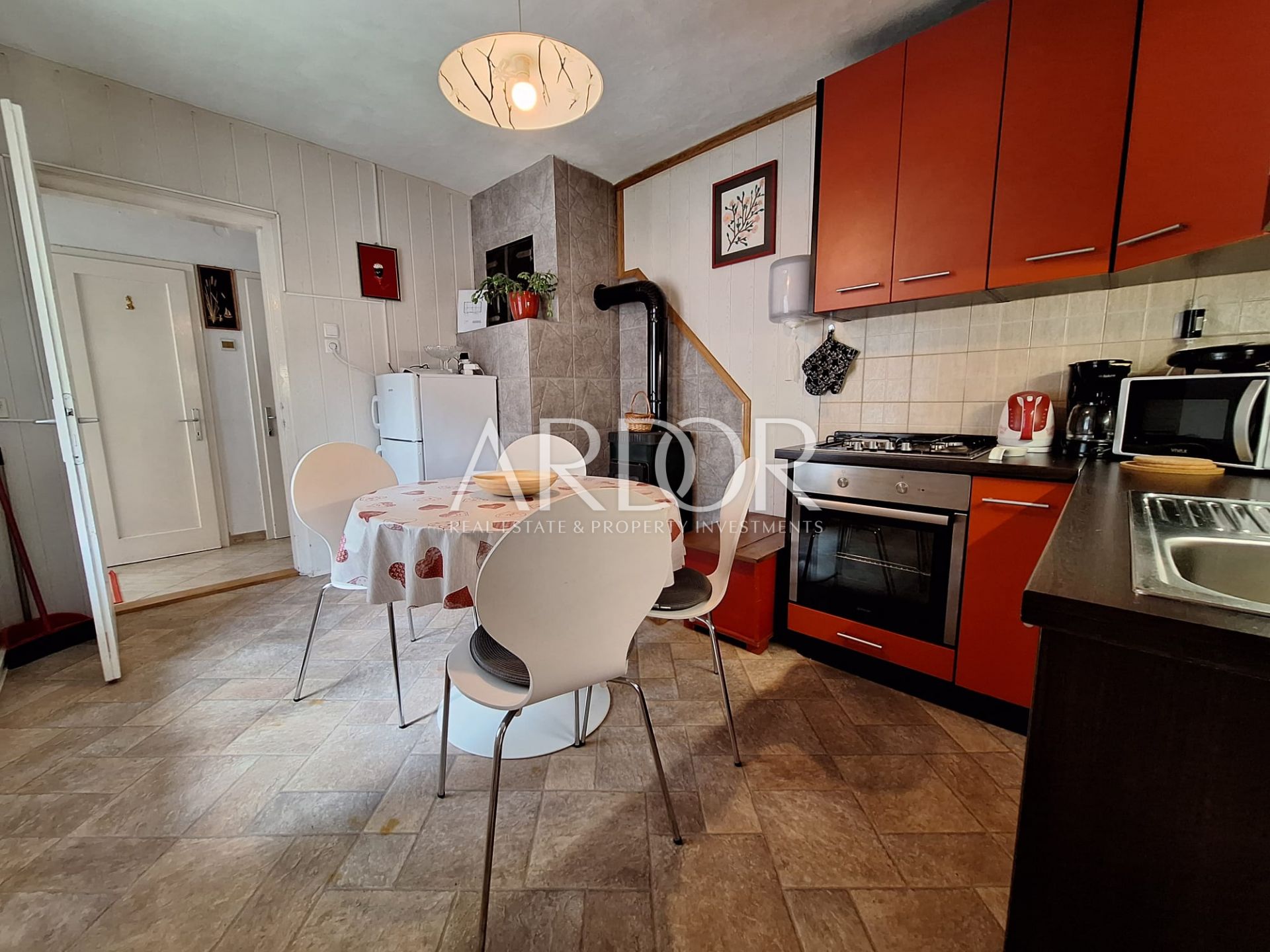 House For sale -  Lučice