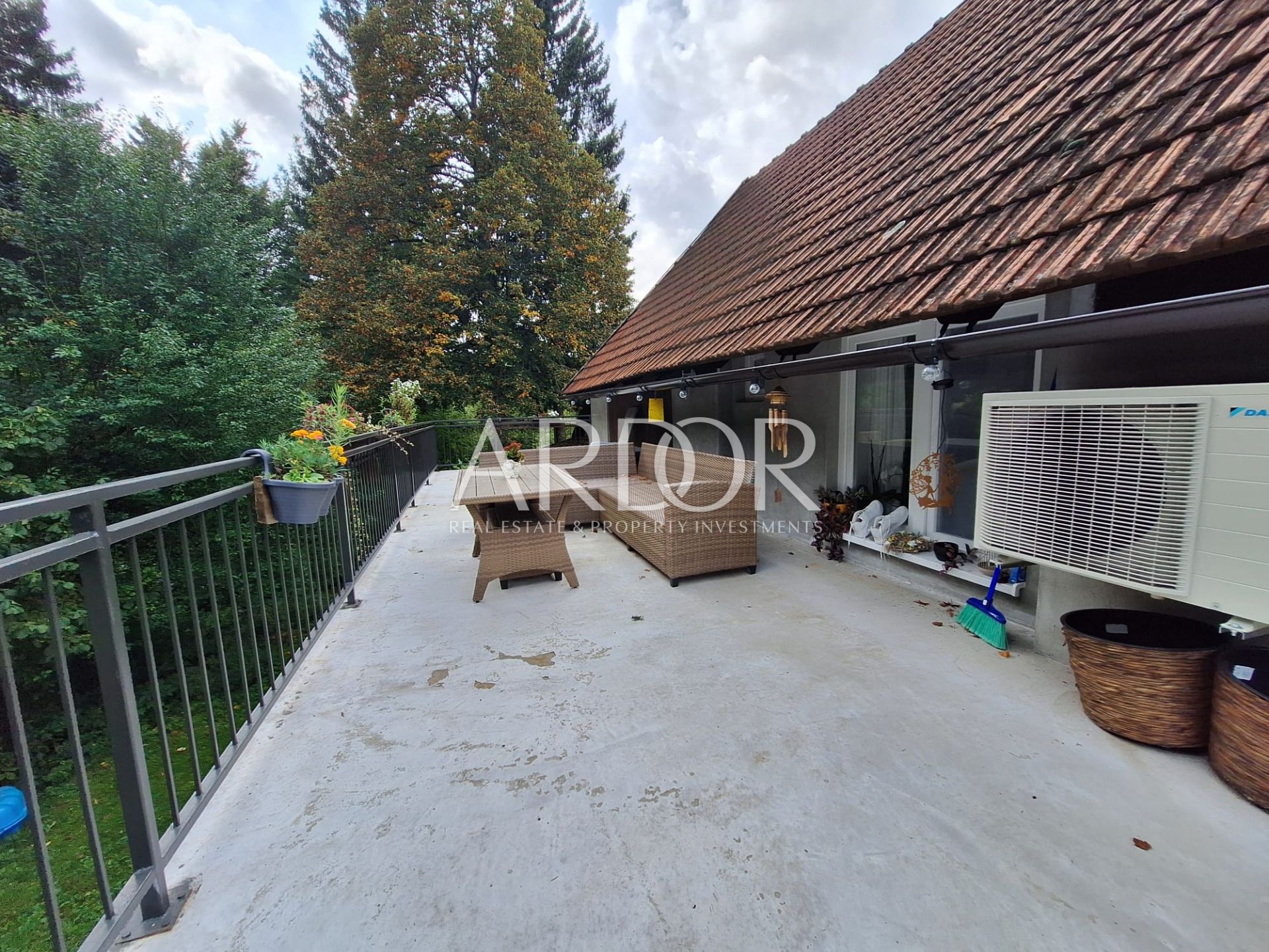 House For sale -  Lučice