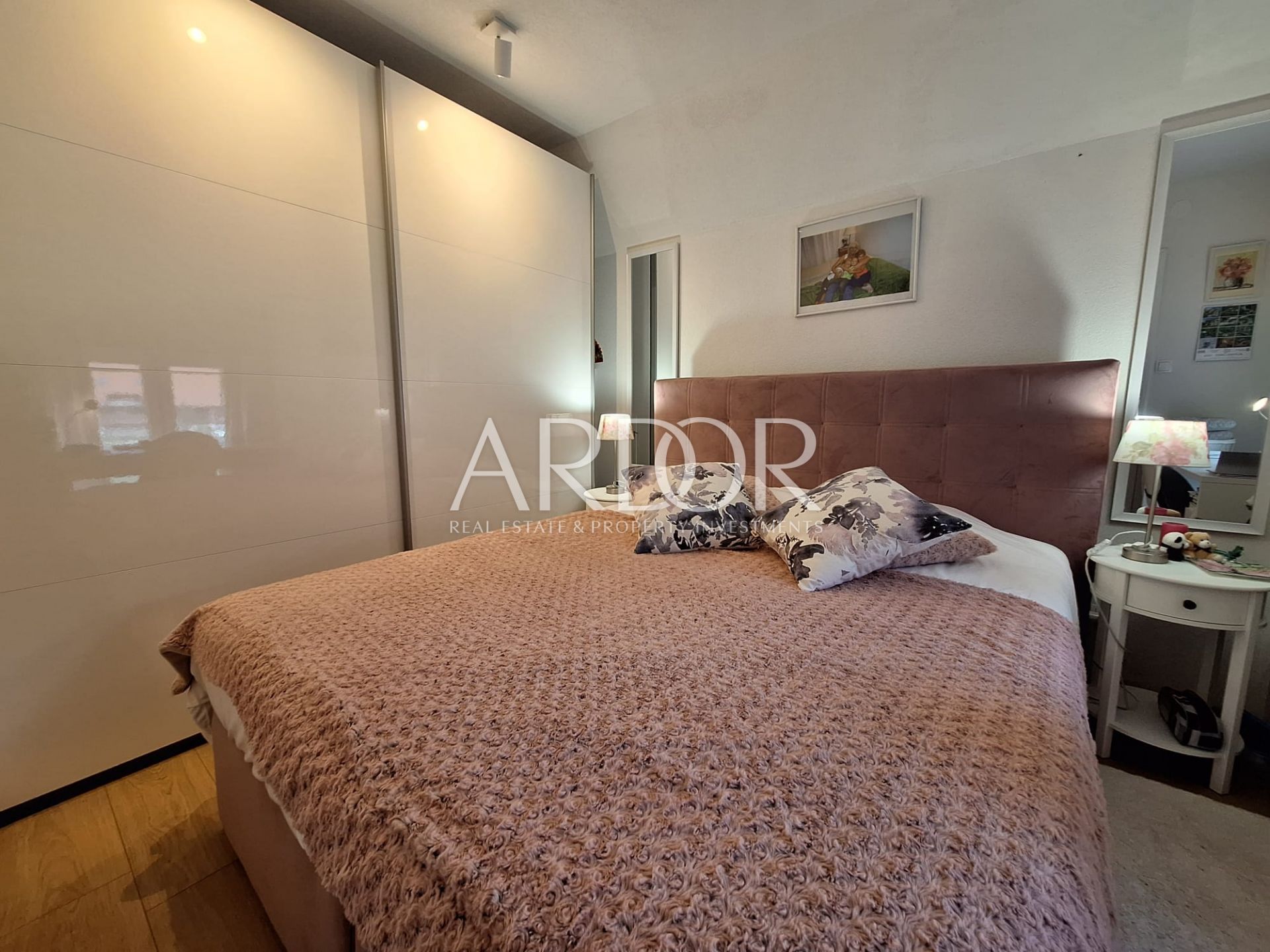 House For sale -  Lučice