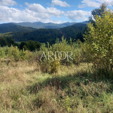Land for sale 671 m² – Mrkopalj