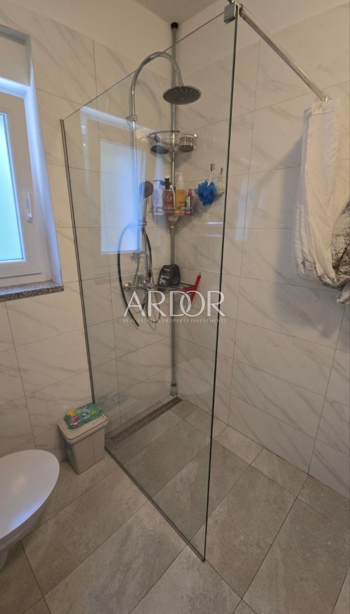 Apartment Zu verkaufen -  Mladenići