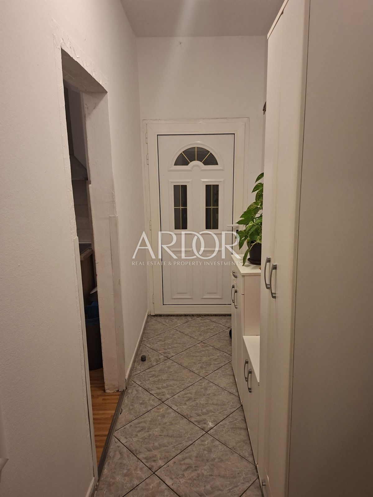Appartamento In vendita -  Sroki