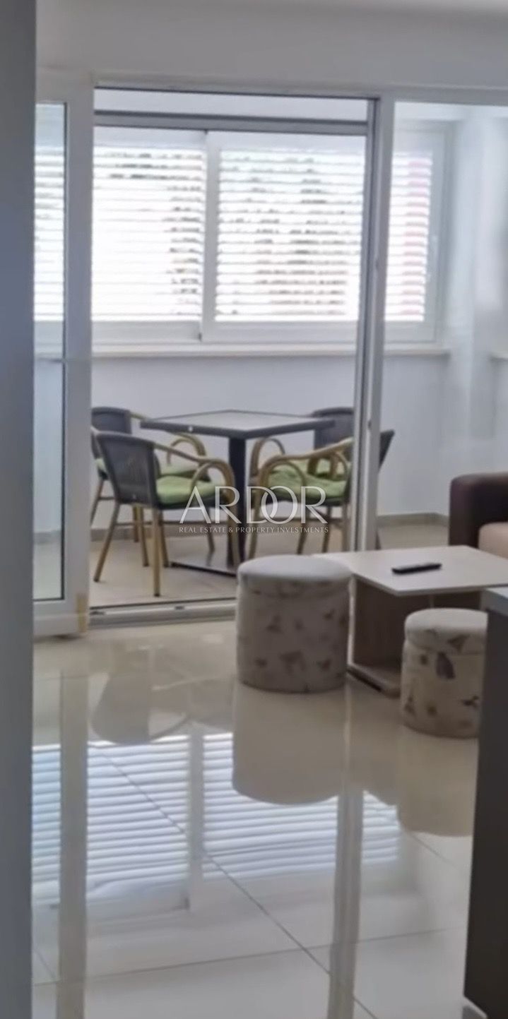 Appartamento In vendita -  Palit