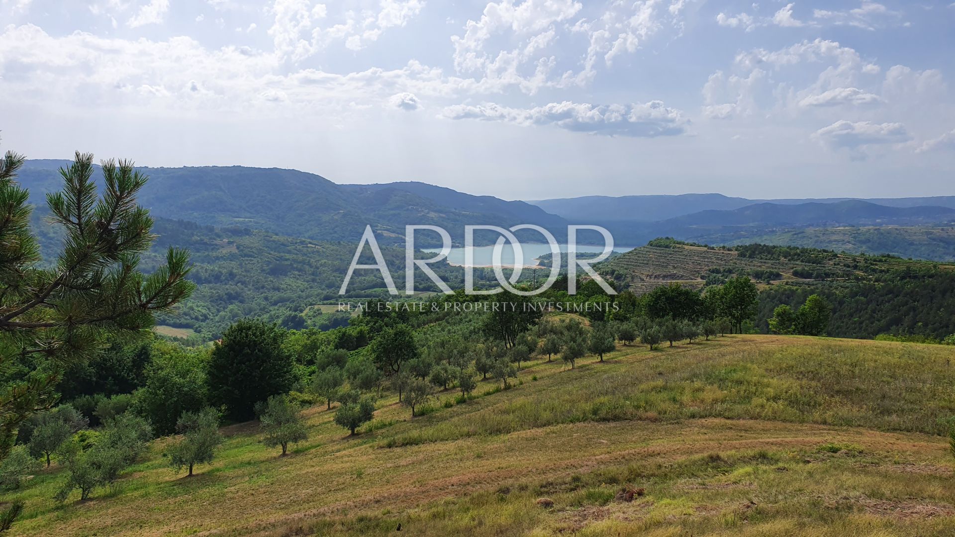 Parcela Naprodaj - Istarska Grimalda