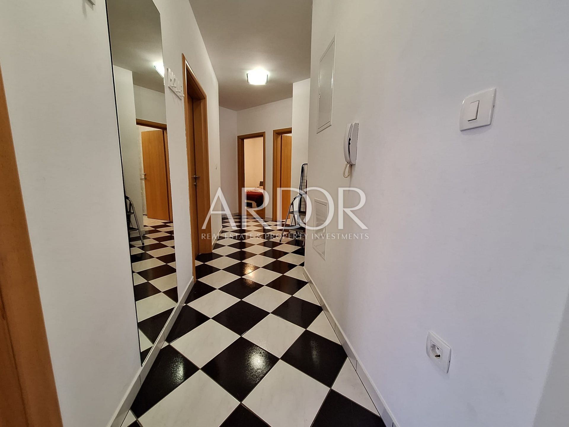 Apartma Naprodaj - Primorsko-goranska Brestovice