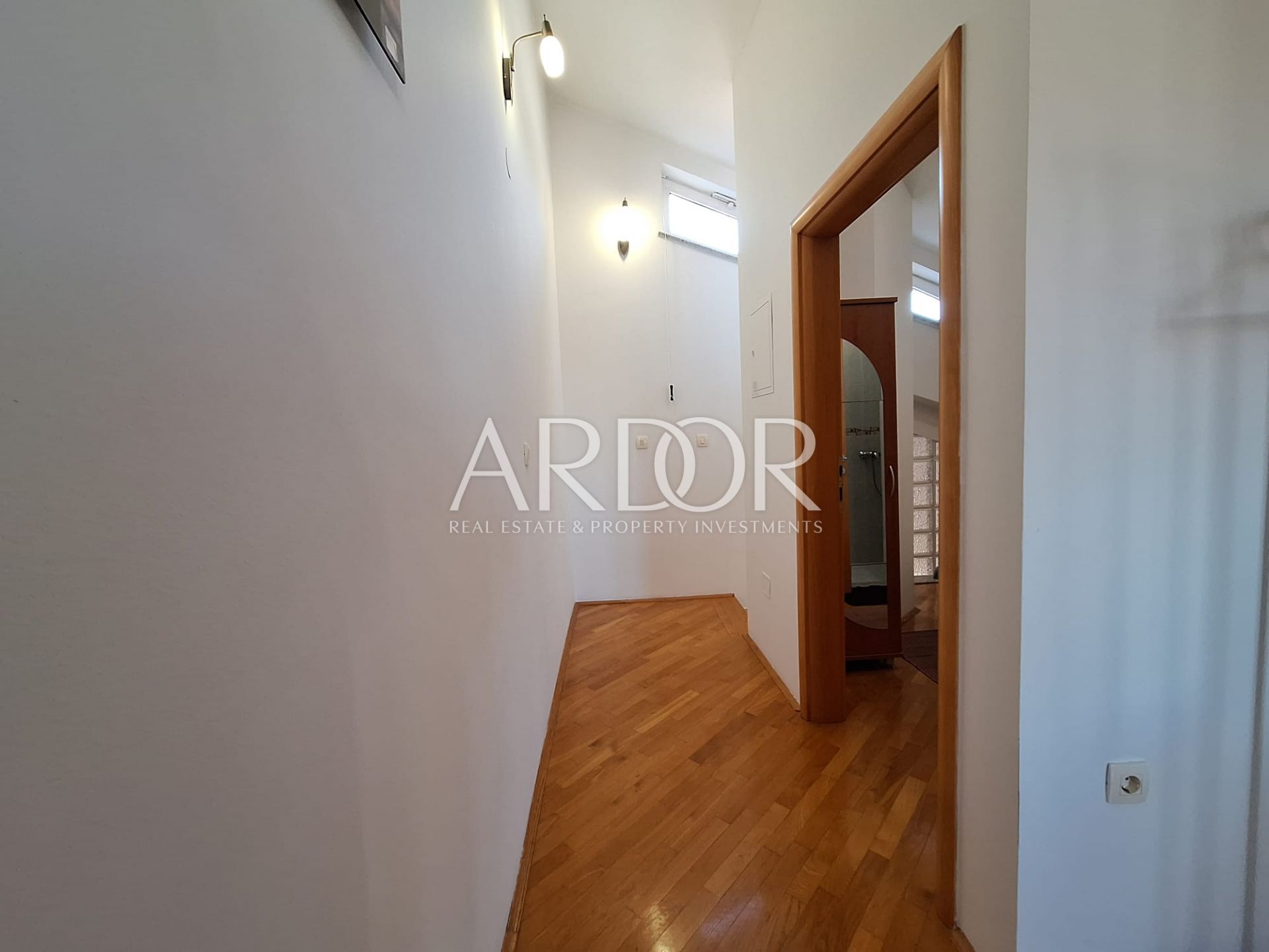 Apartma Naprodaj - Primorsko-goranska Brestovice