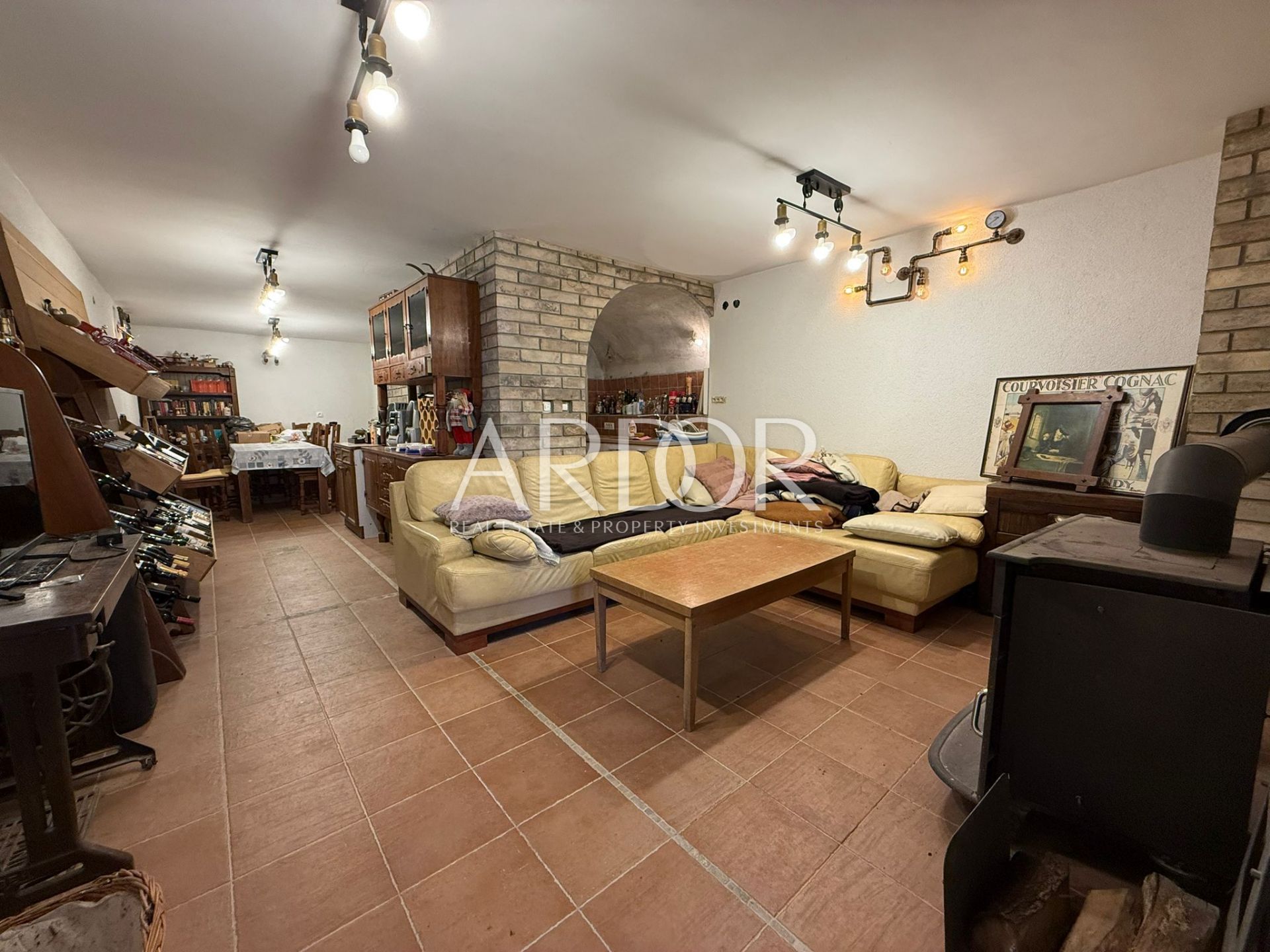 House For sale -  Sunger