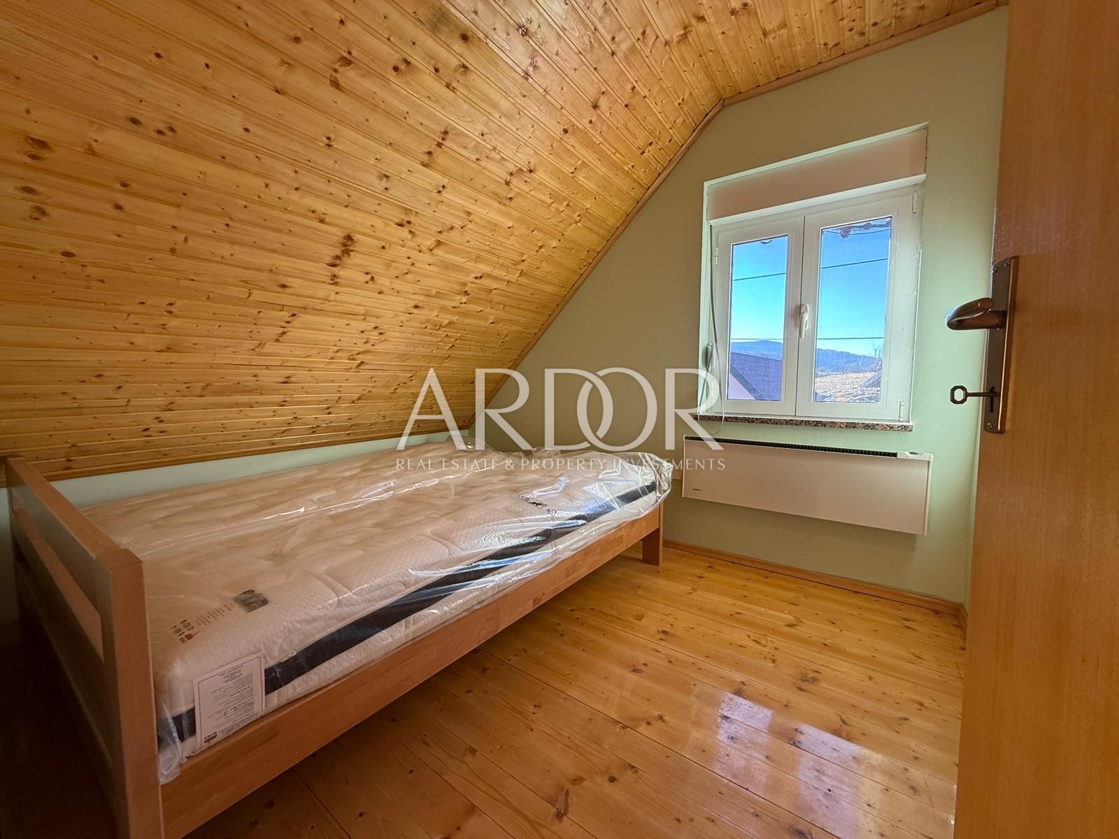 House For sale -  Sunger