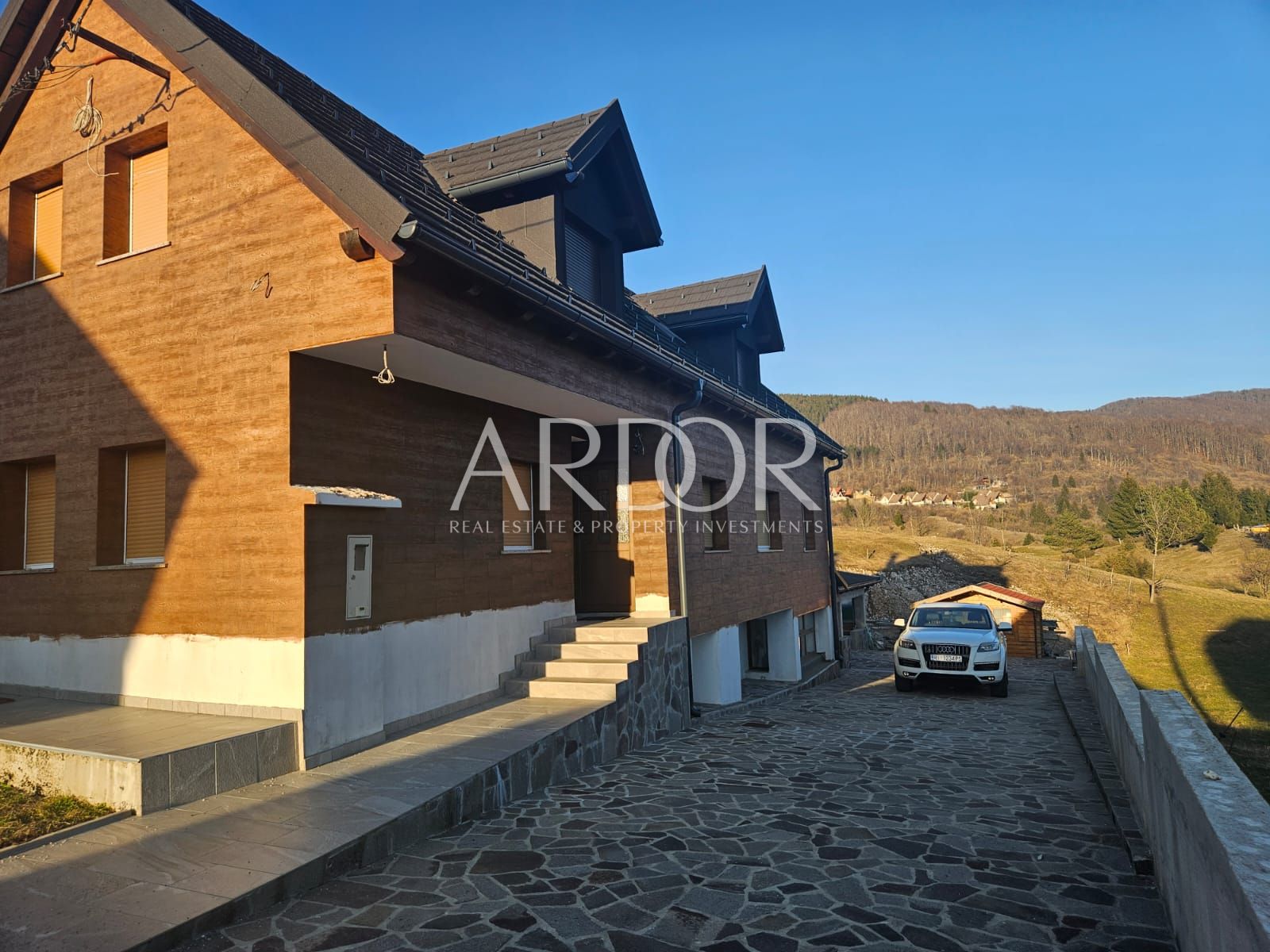 House For sale -  Sunger