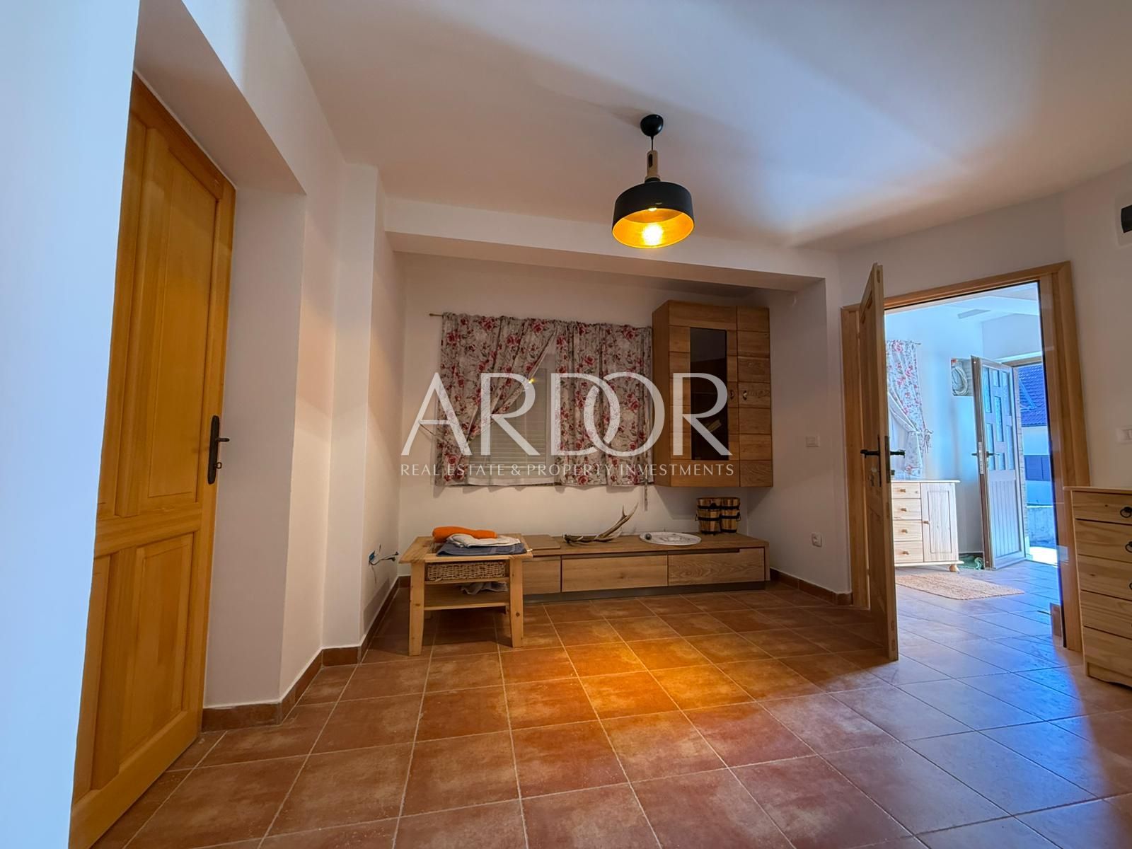 House For sale -  Sunger