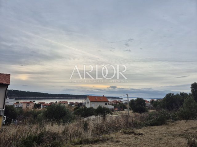 Terrain à vendre 1404 m² – Rab