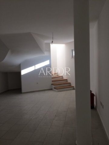 Poslovni prostori Naprodaj - Primorsko-goranska Rešetari - foto 4/15