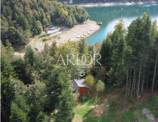 Działka na sprzedaż 2521 m² – Lokve