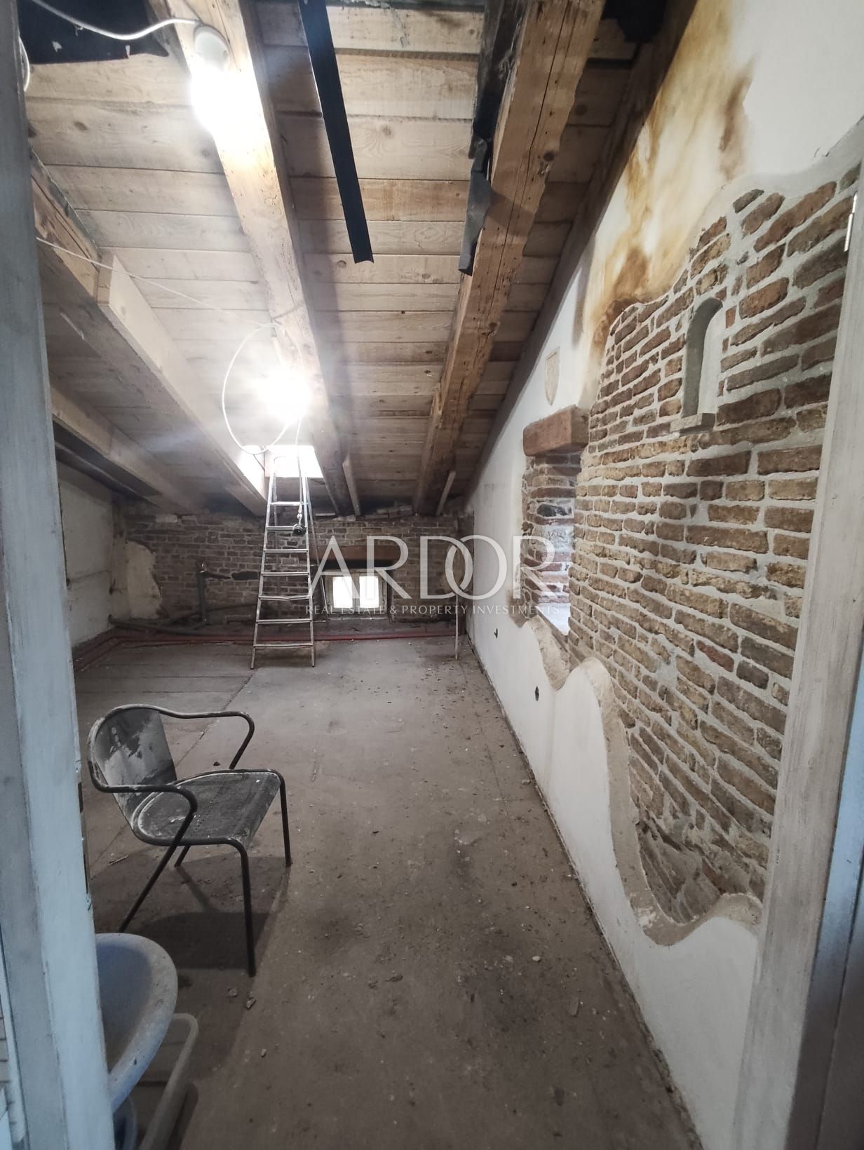 Flat For sale -  Centar