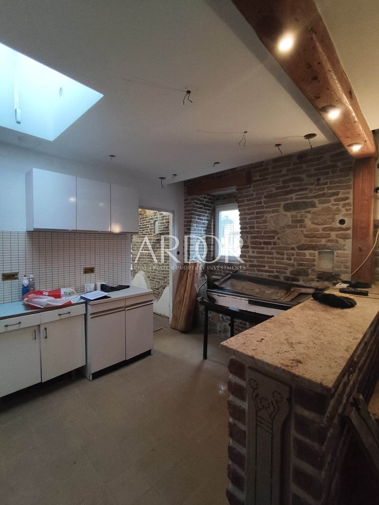Flat For sale -  Centar