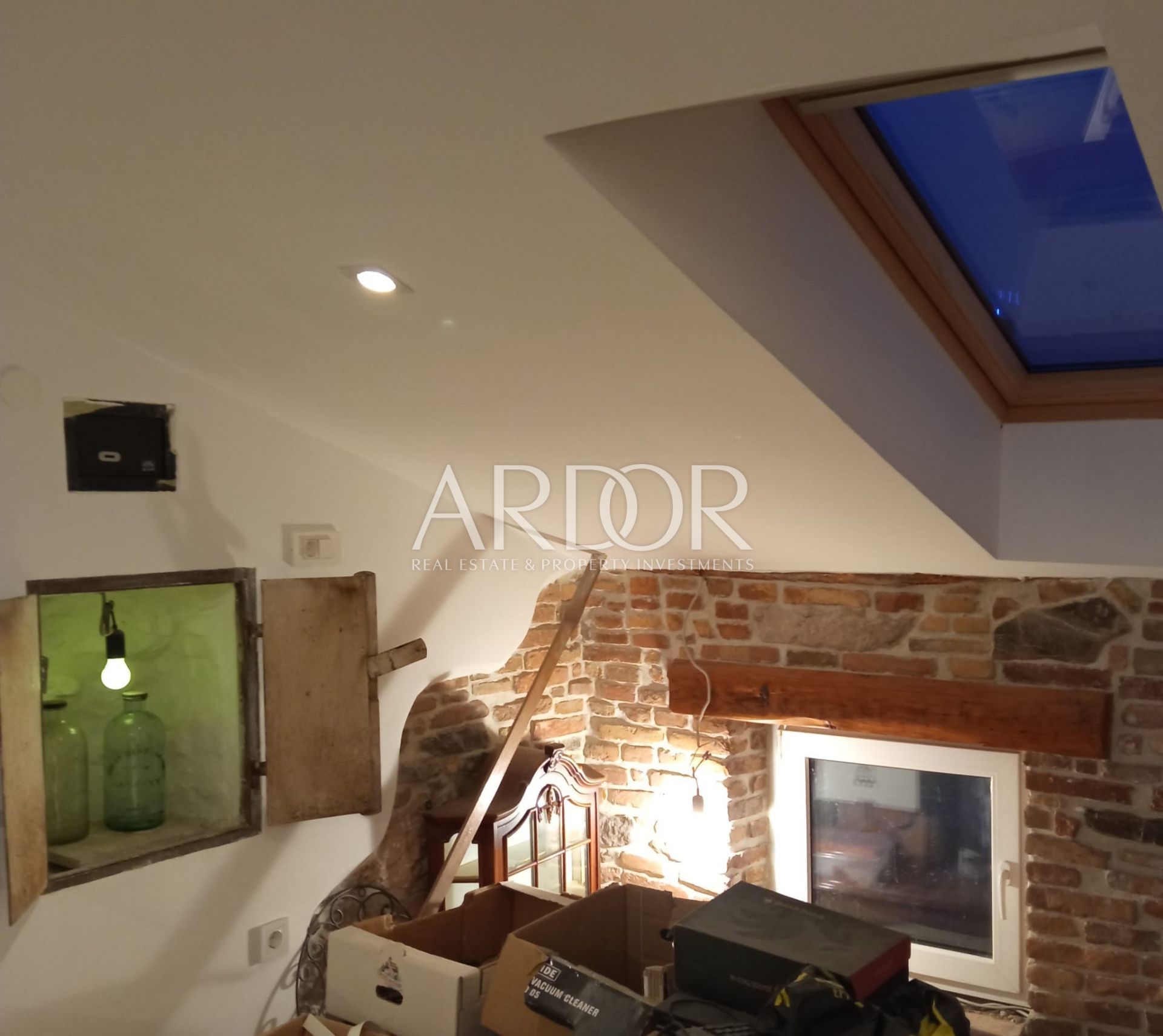 Flat For sale -  Centar