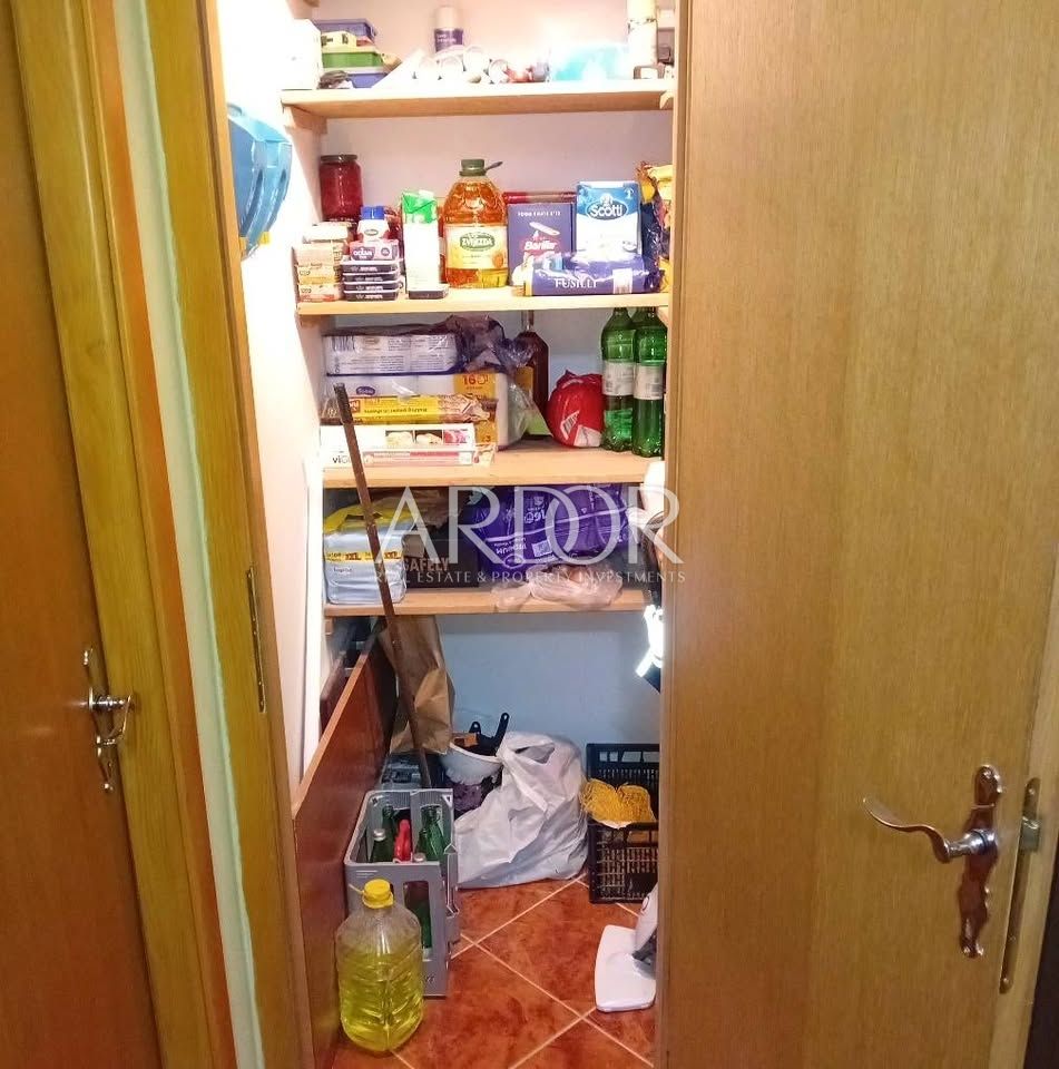 Stan Na prodaju -  Škurinje